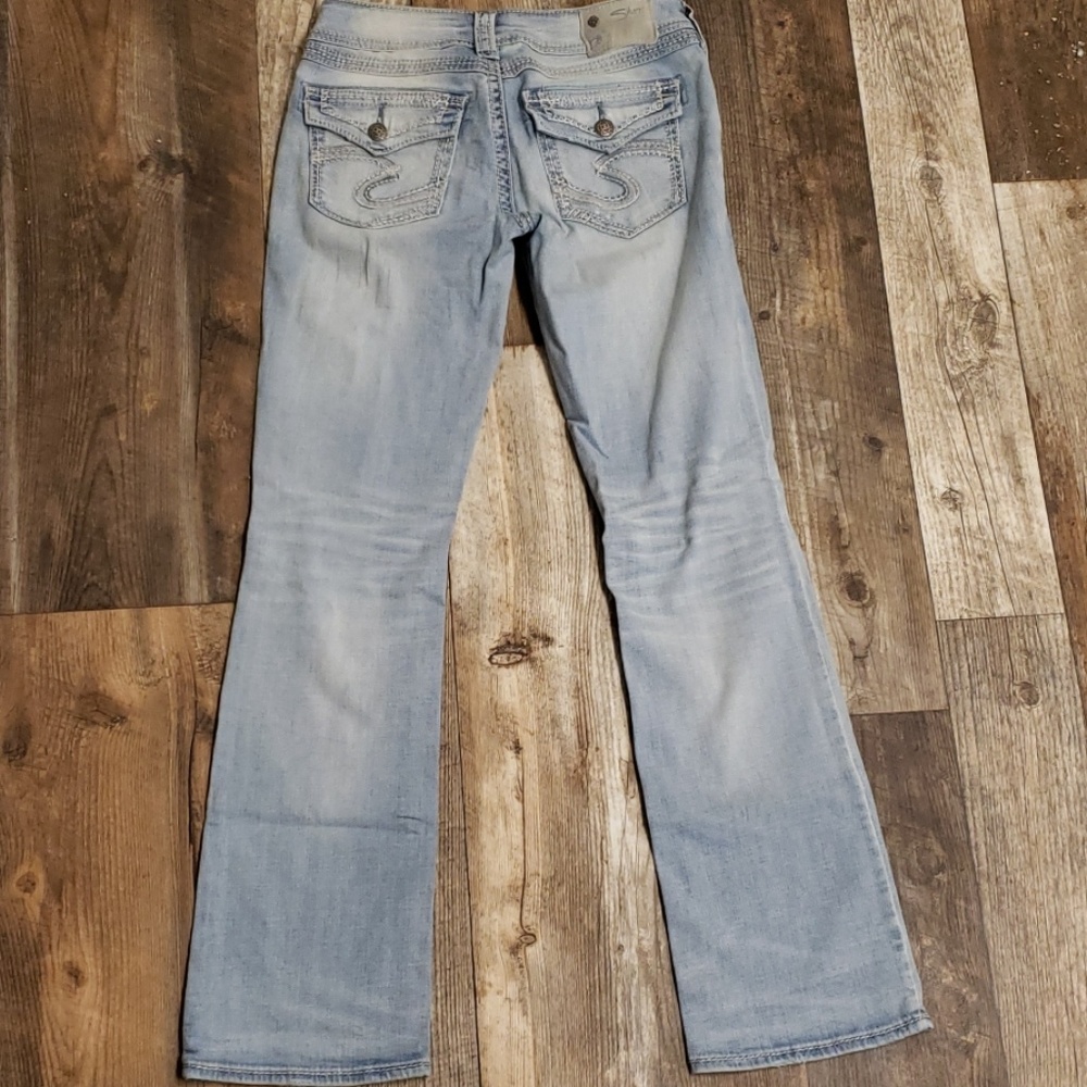 Silver Jeans - Picture 3 of 4